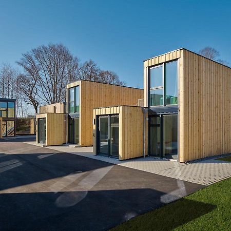 Modern ausgebauter Überseecontainer als Tiny House Wertheim Exterior foto